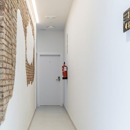 Comfortable Room Close To City Centre Valencia Exterior foto